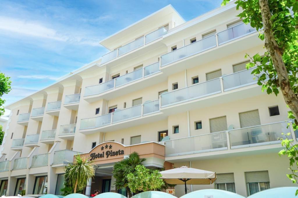 Hotel Pineta Белларія-Іджеа-Марина Екстер'єр фото