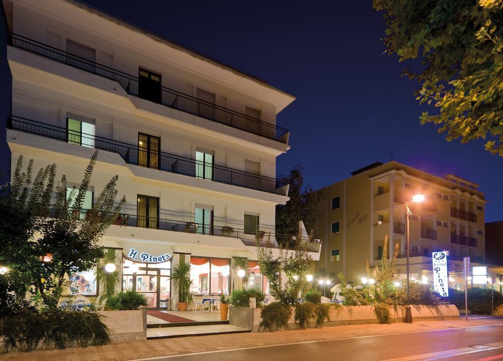 Hotel Pineta Белларія-Іджеа-Марина Екстер'єр фото