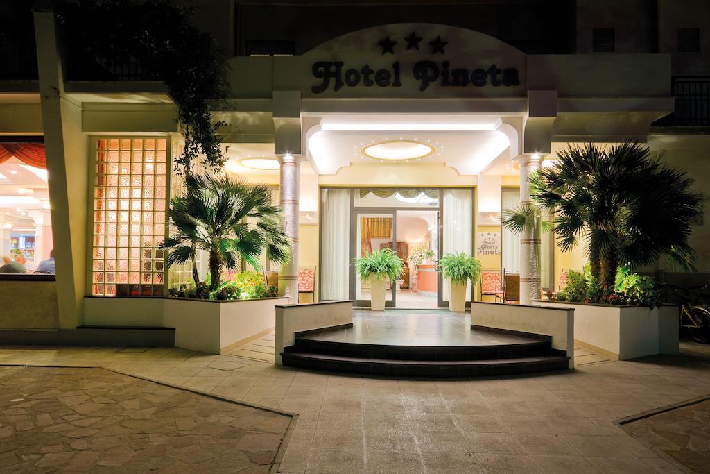 Hotel Pineta Белларія-Іджеа-Марина Екстер'єр фото