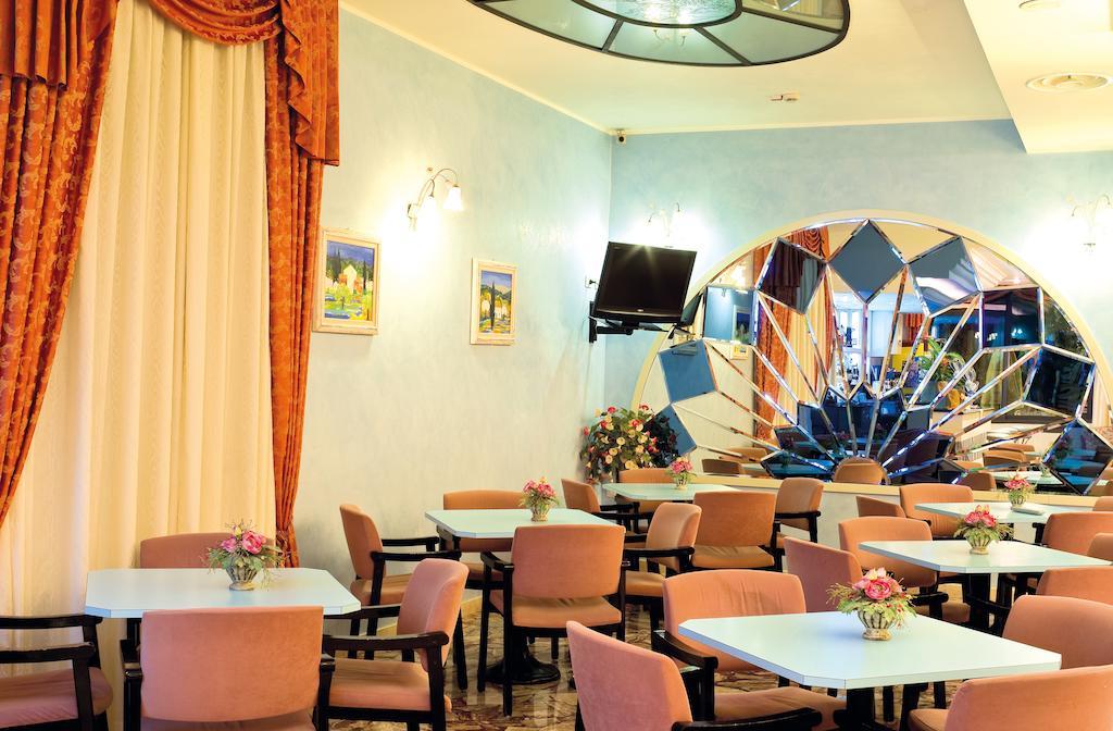 Hotel Pineta Белларія-Іджеа-Марина Екстер'єр фото
